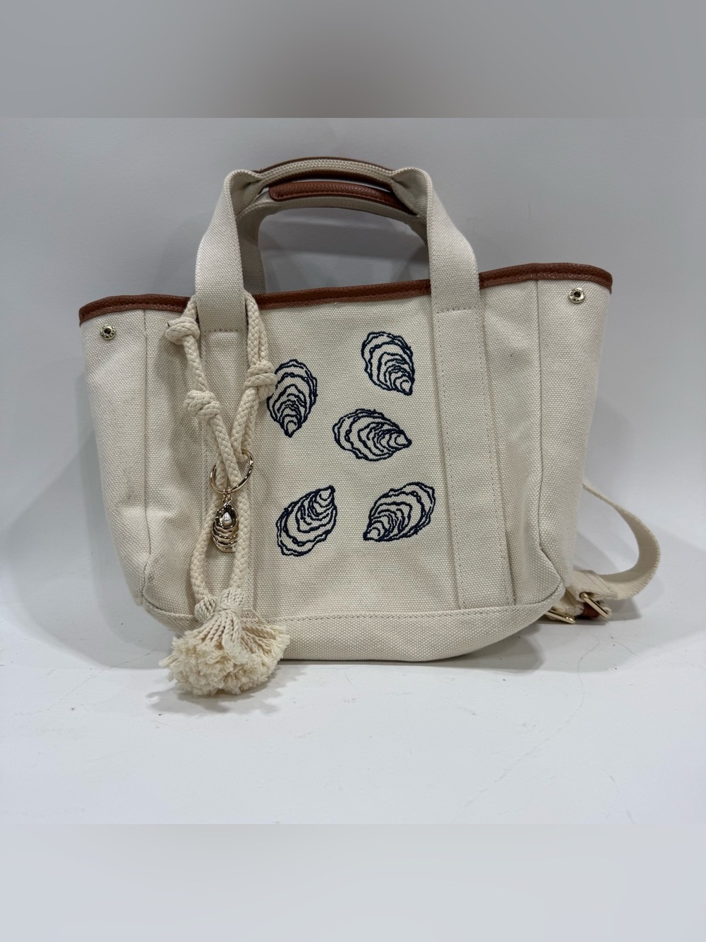 House of Harlow 1960 Oyster Tote